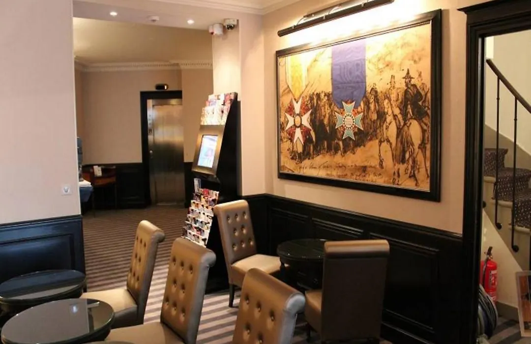 Hotel Saint Cyr Etoile-1